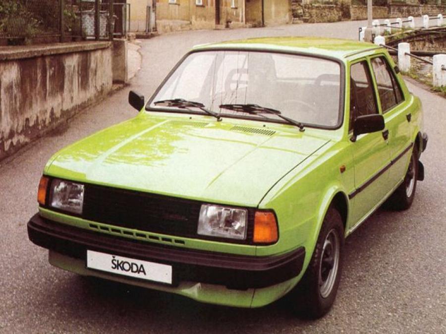  Skoda 120 1983 года  (фото 1 из 3)